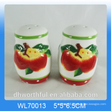 Wholesale ceramic salt & pepper shaker with fruit design